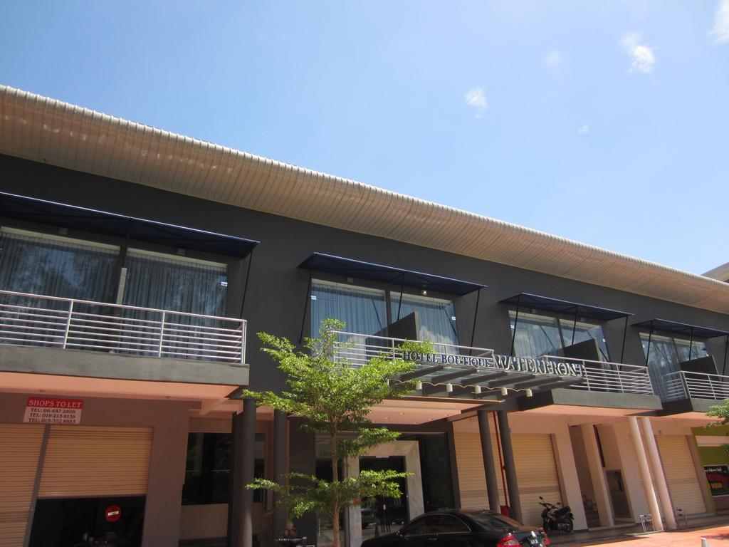 Waterfront Boutique Hotel Port Dickson Eksteriør billede