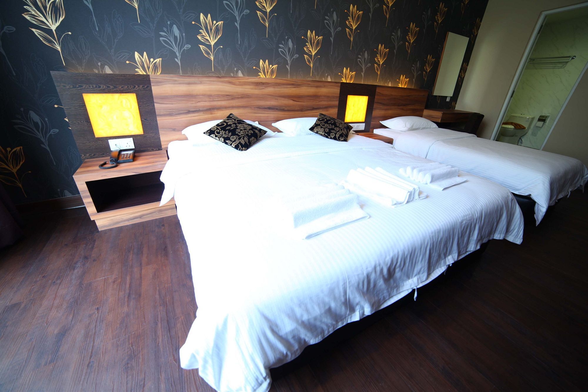 Waterfront Boutique Hotel Port Dickson Eksteriør billede